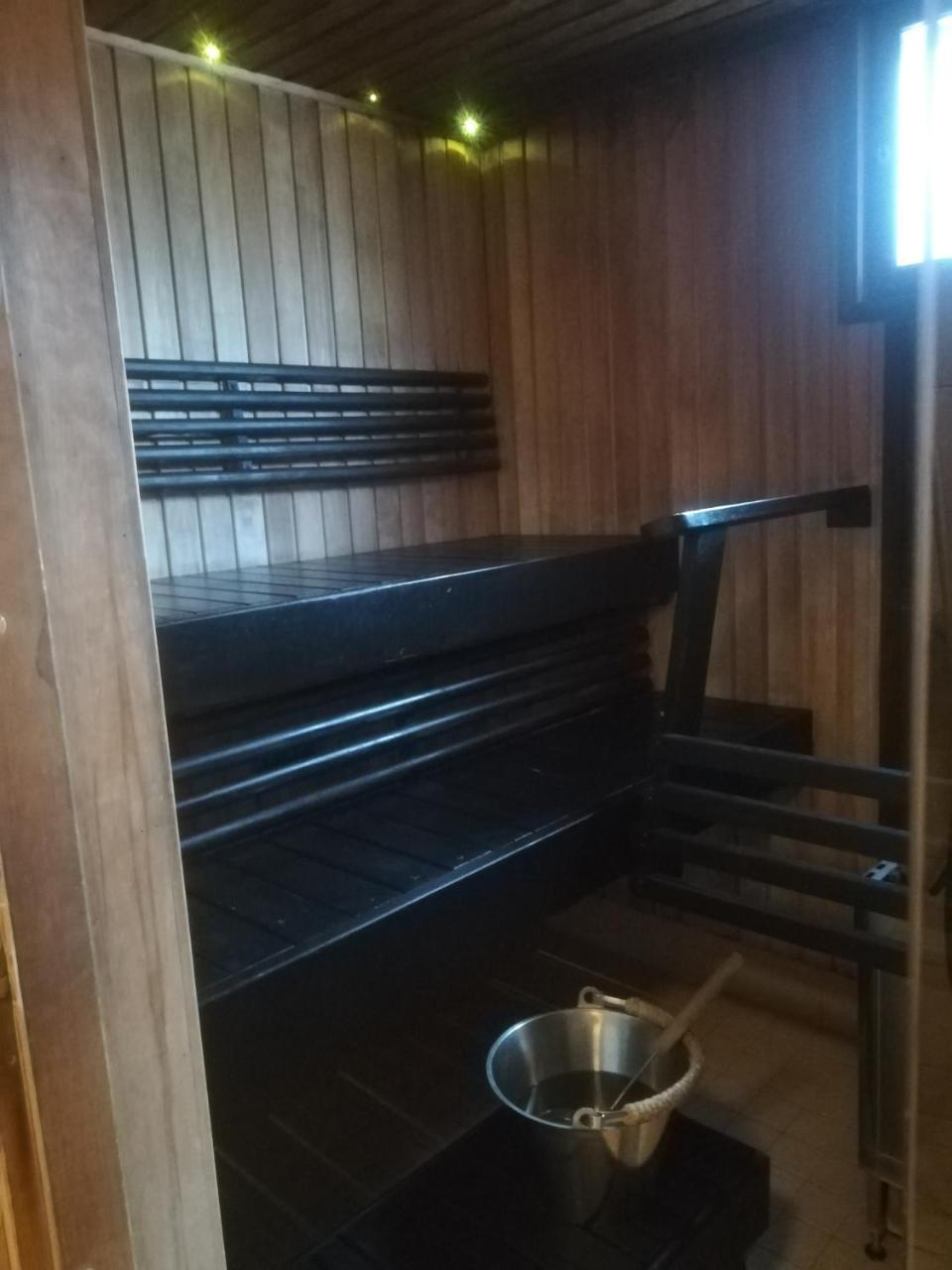 Gasthaus Henri Raisio Ngoại thất bức ảnh